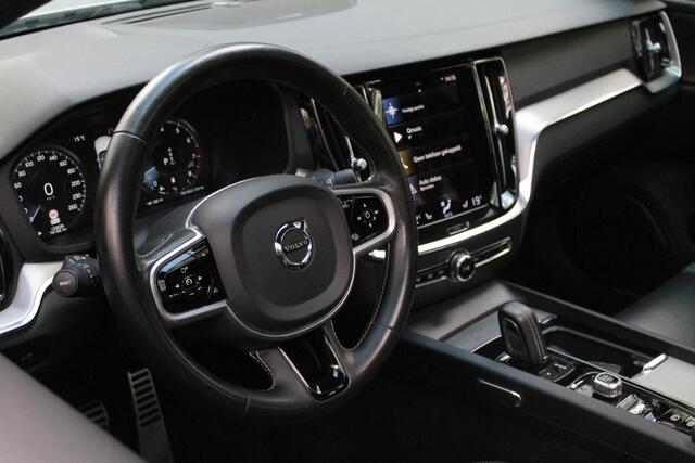 Volvo S60 2.0 B4 R-Design | Pano | Carplay | LED