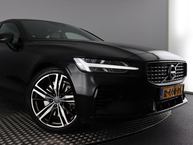 Volvo S60 2.0 Recharge T8 AWD R-Design SOH 98% (Trekhaak / Pano / Camera / H&K / Cruise / Stoel-Stuurverw.)