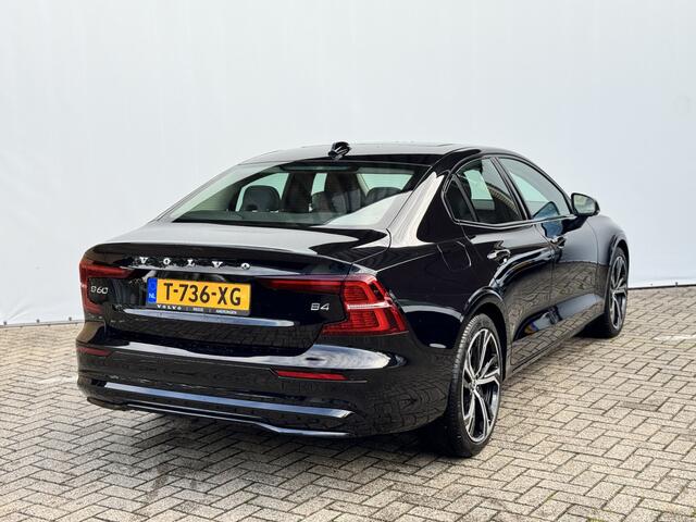 Volvo S60 2.0 B4 Automaat Plus Dark Panoramadak | Black Edition .