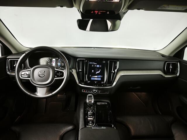Volvo S60 2.0 Recharge T8 AWD Inscription | Camera | Memory | Leder | Navigatie | Adaptieve cruise |