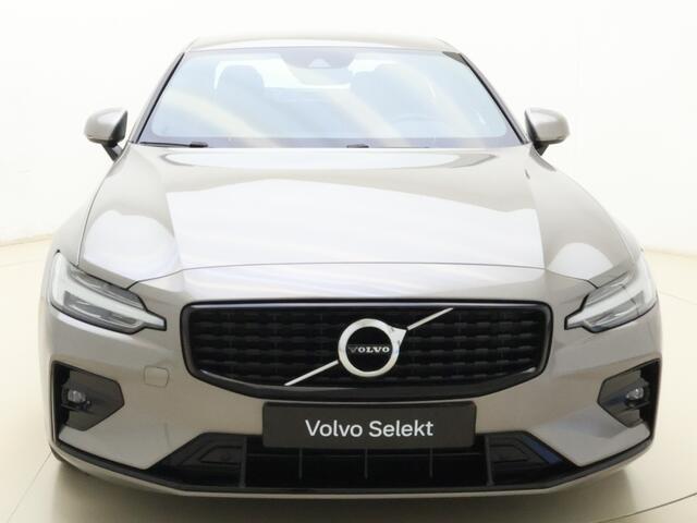 Volvo S60 B4 211pk Automaat R-Design | Trekhaak | H&K | Leder Sportstoelen | Memory | Verwarmde stoelen/stuurwiel |