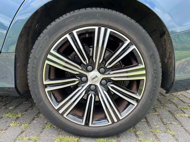 Volvo S60 2.0 B4 Plus Bright | Rijklaar incl 12 mnd Bovag | Mild Hybrid Panoramadak Geventileerde voorstoelen Camera
