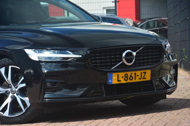 Volvo S60 2.0 B4 R-Design R DESIGN Nederlandse auto dealeronderhouden 101308 NAP laatste beurt bij 98012km zeer compleet adaptive cruise lane assist camera Harman Kardon audio navigatie stoelverwarming pdc led sports