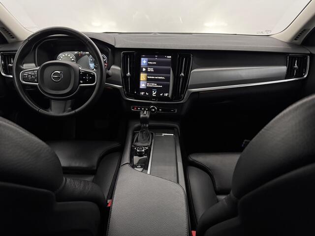 Volvo S90 2.0 T5 Momentum Leder, Navi, Parkeersensoren, Virtual desk, Stoelverwarming, Cruise control
