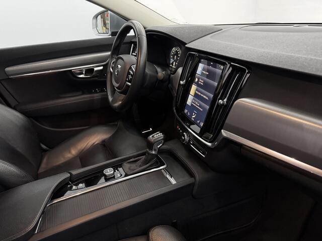 Volvo S90 2.0 T5 Momentum Leder, Navi, Parkeersensoren, Virtual desk, Stoelverwarming, Cruise control