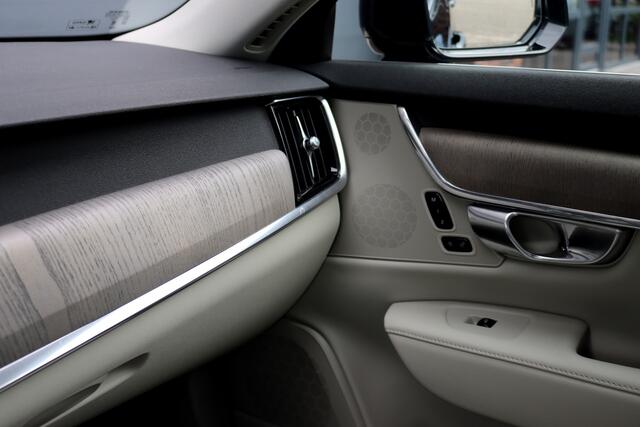 Volvo S90 2.0 T8 Plug-In Hybrid AWD Plus Bright | Pilot Assist | Leder | Memory | Trekhaak | Camera | Achterbank Verwarmd | Verwarmd Stuurwiel | Apple Carplay/Android Auto |