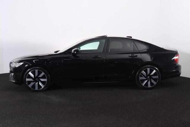 Volvo S90 T8 AWD Ultra Dark - LONG RANGE - Schuif/kanteldak - IntelliSafe Assist & Surround - 360º Camera - Harman/Kardon audio - Adaptieve LED koplampen - Verwarmde voorstoelen, stuur & achterbank - Parkeersensoren voor & achter - Elektr. bedienb. voorstoelen met 