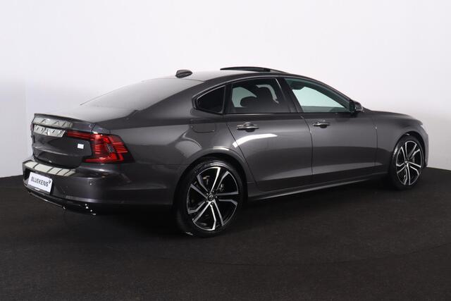 Volvo S90 T8 AWD Plus Dark - LONG RANGE - Luchtvering - Panorama/schuifdak - IntelliSafe Assist & Surround - 360º Camera - Harman/Kardon audio - Adaptieve LED koplampen - Verwarmde voorstoelen, stuur & achterbank - Parkeersensoren voor & achter - Elektr. bedienb. v