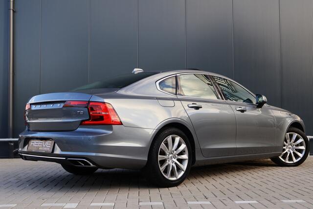 Volvo S90 2.0 T5 Momentum Automaat 255pk | 1e eigenaar! | Leer | Schuifdak | 360 Camera | HUD | Pilot Assist | Stoelverwarming | BLIS | Keyless