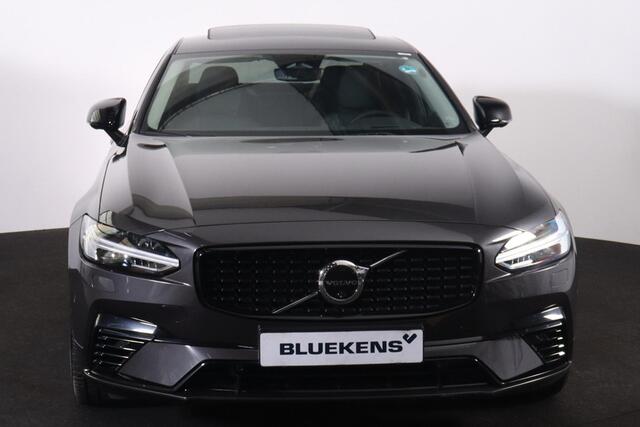 Volvo S90 T8 AWD Ultimate Dark - Schuif/kanteldak - IntelliSafe Assist & Surround - 360º Camera - Harman/Kardon audio - Adaptieve LED koplampen - Verwarmde voorstoelen, stuur & achterbank - Parkeersensoren voor & achter - Elektr. bedienb. voorstoelen met geheugen -