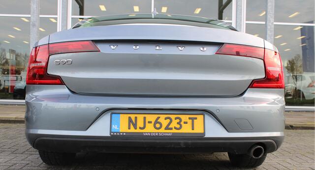 Volvo S90 D3 Momentum | Schuif/kantel dak | El. Trekhaak | Climate Control | BLIS | Verw. Voorstoelen