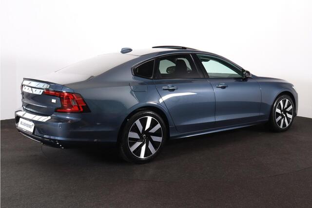 Volvo S90 T8 AWD Plus Dark - Schuif/kanteldak - IntelliSafe Assist & Surround - 360º Camera - Harman/Kardon audio - Adaptieve LED koplampen - Verwarmde voorstoelen, stuur & achterbank - Parkeersensoren voor & achter - Elektr. bedienb. voorstoelen met geheugen - Ext