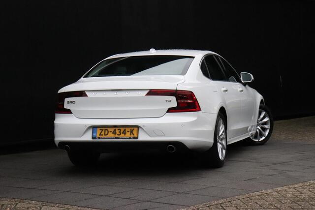 Volvo S90 2.0 T4 Momentum | CAMERA | VIRTUAL COCKPIT | CRUISE | APPLE CARPLAY |
