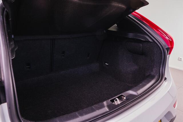 Volvo V40 T3 Geartronic Polar+ Sport