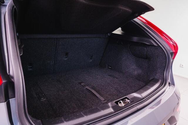 Volvo V40 T3 Nordic+ Geartronic