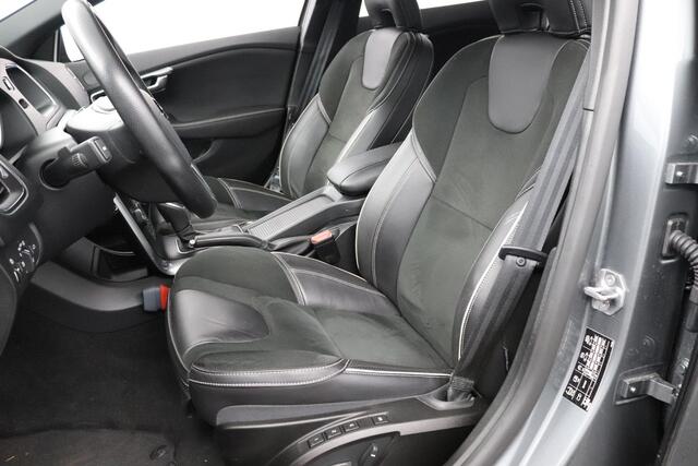Volvo V40 1.5 T3 R-Design 150PK| Automaat| Dealeronderhouden| Standkachel| Achterbank Verwarming|
