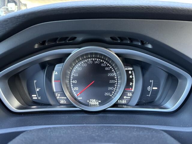 Volvo V40 2.0 T2 Navi Cruise Bluetooth Parkeersensoren