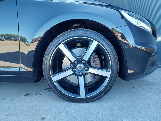 Volvo V40 1.5 T3 AUTOMAAT Polar+ Sport R DESIGN PANO DAK NAVI CRUISE ECC A TREKHAAK