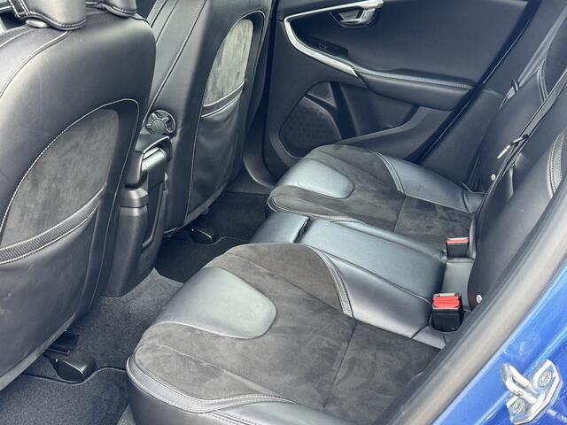 Volvo V40 2.0 D3 Business Sport R-Design | LED | Stoelverwarming |