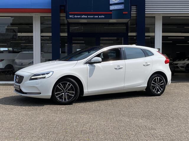 Volvo V40 1.5 T2 Nordic+ / Automaat / NL-Auto / Standkachel / Panodak / Elektr.-Stoel met Geheugen / Stoelverwarming / Cruise-Control / Climate-Control / LED / keyless / Radio-Bluetooth / Navi / Elektr.-Pakket / Camera-Achter / PDC-Achter / 16'' LMV / ENZ.
