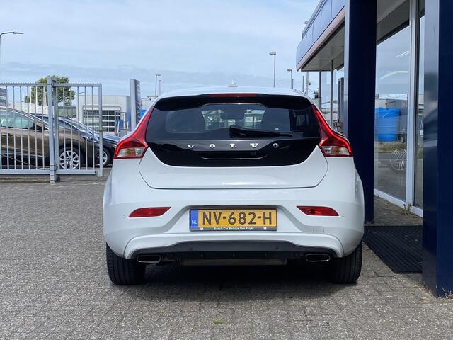 Volvo V40 1.5 T2 Nordic+ / Automaat / NL-Auto / Standkachel / Panodak / Elektr.-Stoel met Geheugen / Stoelverwarming / Cruise-Control / Climate-Control / LED / keyless / Radio-Bluetooth / Navi / Elektr.-Pakket / Camera-Achter / PDC-Achter / 16'' LMV / ENZ.