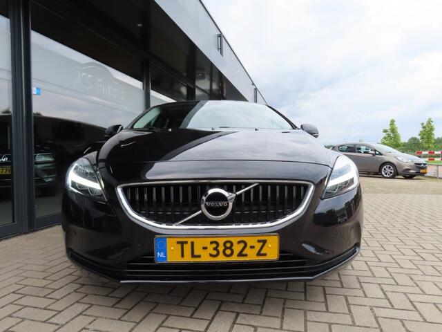 Volvo V40 2.0 T3 Dynamic Edition Ecc Led Navi Pano Pdc 2018