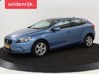 volvo-v40-2.0-t2-momentum--navigat