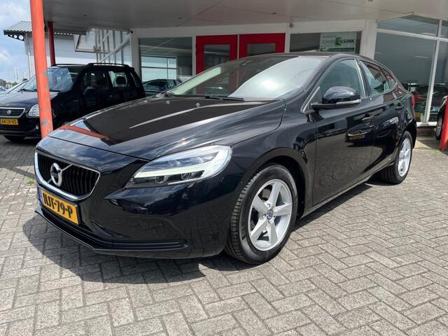 Volvo V40 2.0 T2 122PK LED koplampen/Navi/Parkeersensoren voor+achter Onderhoudshistorie