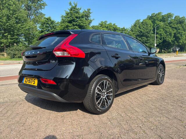 Volvo V40 1.5 T2 Polar+ | Automaat | Navi | Parkeerhulp
