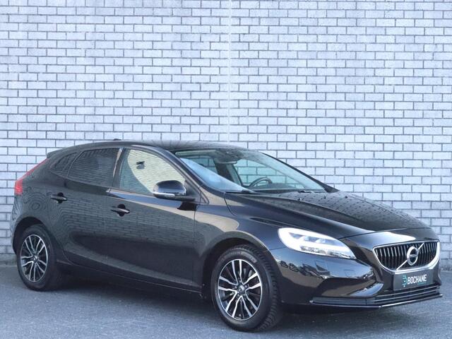 Volvo V40 2.0 T2 Nordic+ | Navigatie | Trekhaak | Stoelverwarming |