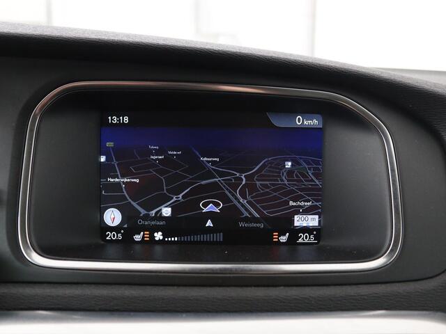 Volvo V40 2.0 T2 Nordic+ | Stoelverwarming | Harman/Kardon | LED | Cruise control | Navigatie | Bleutooth | Climate control