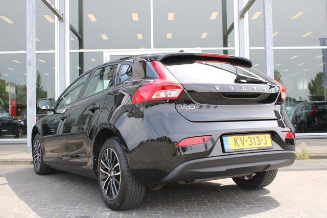 Volvo V40 T2 Automaat Momentum | Verw. Voorstoelen | PDC achter | Climate | Spraakbediening