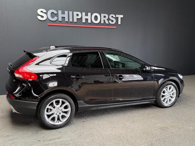 Volvo V40 V40 Cross Country T3 152pkSummum panorama leer camera