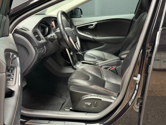 Volvo V40 V40 Cross Country T3 152pkSummum panorama leer camera