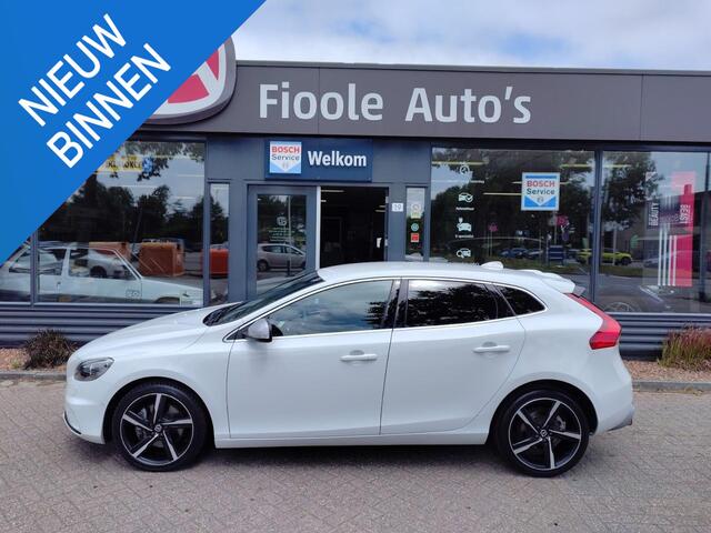 Volvo V40 1.5 T3 Nordic+ R-Design, leder/alcantara, stoelverw.