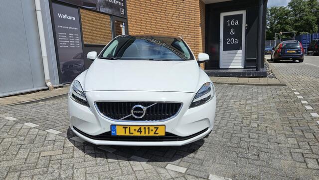 Volvo V40 1.5 T3 Dynamic Edition