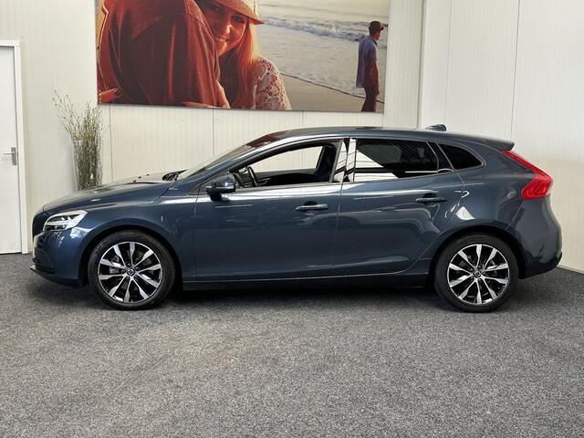 Volvo V40 1.5 T2 MOMENTUM LEDER NAVIGATIE CRUISE CONTROL CLIMATE CONTROL BLUETOOTH TELEFOON MEDIA VOORBEREIDING TREKHAAK ZEER MOOI !! 3010