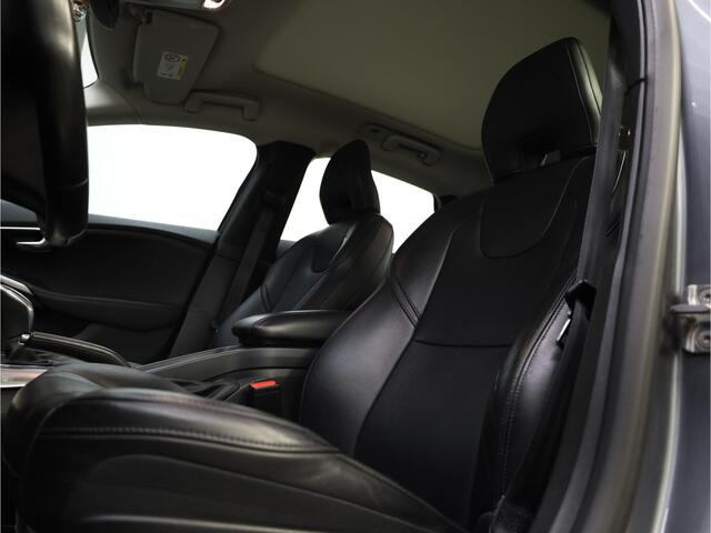 Volvo V40 2.0 D2 Inscription Memory Seat | Stoelverwarming | panoramadak | Camera | lederen bekleding