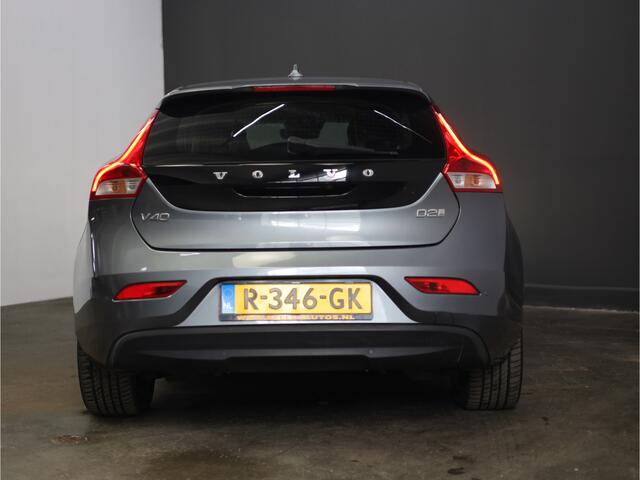 Volvo V40 2.0 D2 Inscription Memory Seat | Stoelverwarming | panoramadak | Camera | lederen bekleding