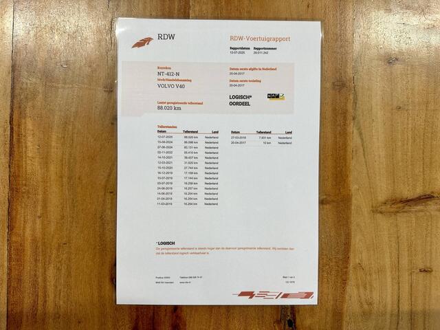 Volvo V40 2.0 T2 *Dealer Onderhouden* Stoelverwarming / FULL LED / Cruise Control / ECC Clima / Org.NL! / 16"LMV