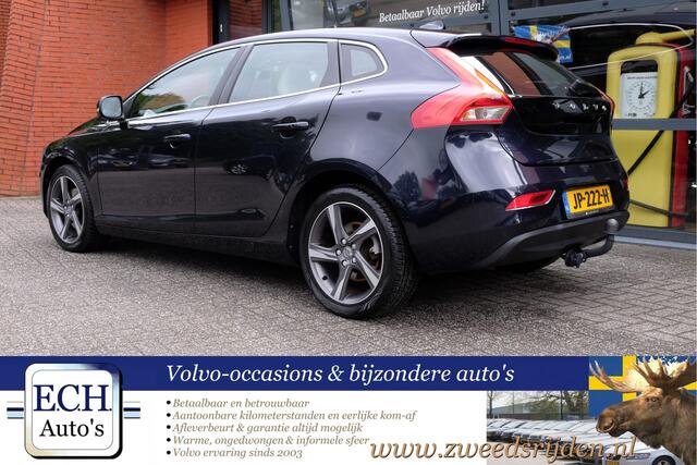 Volvo V40 2.0 T2 150 pk Summum, Panoramadak, Leer, Trekhaak, Stoelverwarming, Elektr. stoel