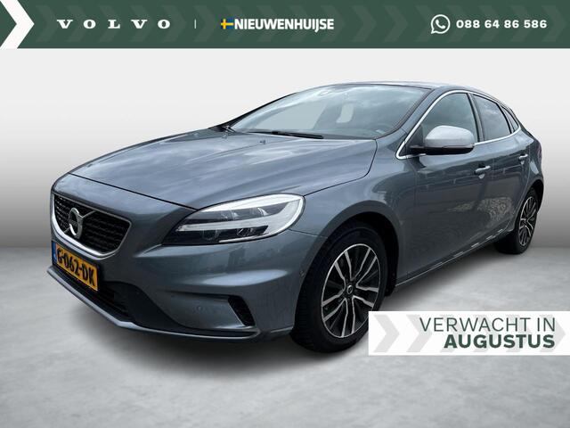 Volvo V40 1.5 T3 Polar+ Sport | Trekhaak | Harman/Kardon | Panoramadak | Parkeercamera | Parkeersensoren | Keyless entry/start | Regensensor | DAB | Extra getint glas |