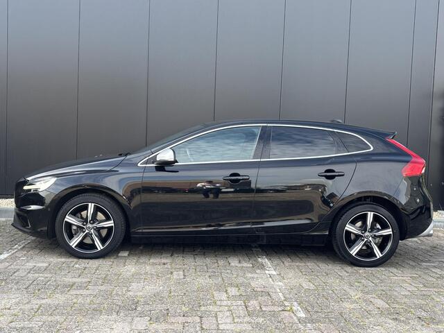 Volvo V40 1.5 T3 Polar+ Sport panorama dak/ park assist v + A +camera/ extra getint glas/ stoelverwarming/ harman kardon audio