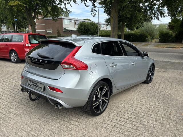 Volvo V40 2.0 T3 R-Design standkachel Stoelverwarming