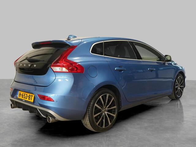 Volvo V40 1.5 T3 Polar+ Sport | Pano | Stoelverwarming |