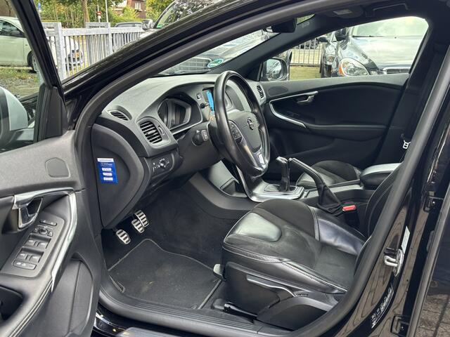 Volvo V40 2.0 T2 225pk R-Design PDC camera Stoelverwarming Heico