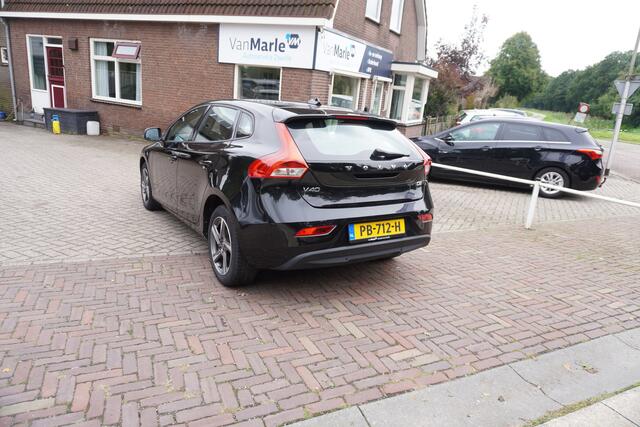 Volvo V40 2.0 D2 Nordic+ STANDKACHEL NAVI STOELVERWARMING