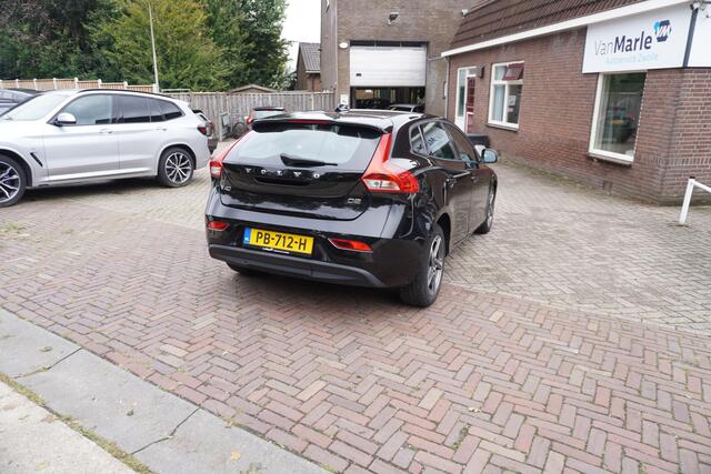 Volvo V40 2.0 D2 Nordic+ STANDKACHEL NAVI STOELVERWARMING