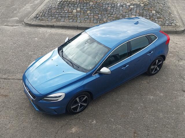 Volvo V40 2.0 T4 191 PK Business Sport R Design ALCANTARA LED NAVI CRUISE ECC