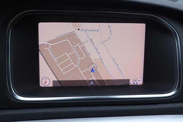 Volvo V40 1.5 T2 Edition+ (NL auto), Navigatie, Panoramadak, Camera, Cruise control, Harman/Kardon soundsystem, Stoelverwarming